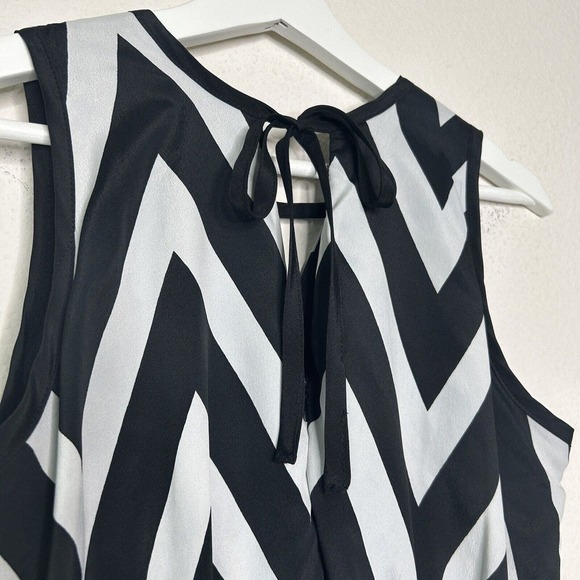 Neiman Marcus Chevron Cut Out Black and White Dress XS - Picture 9 of 14